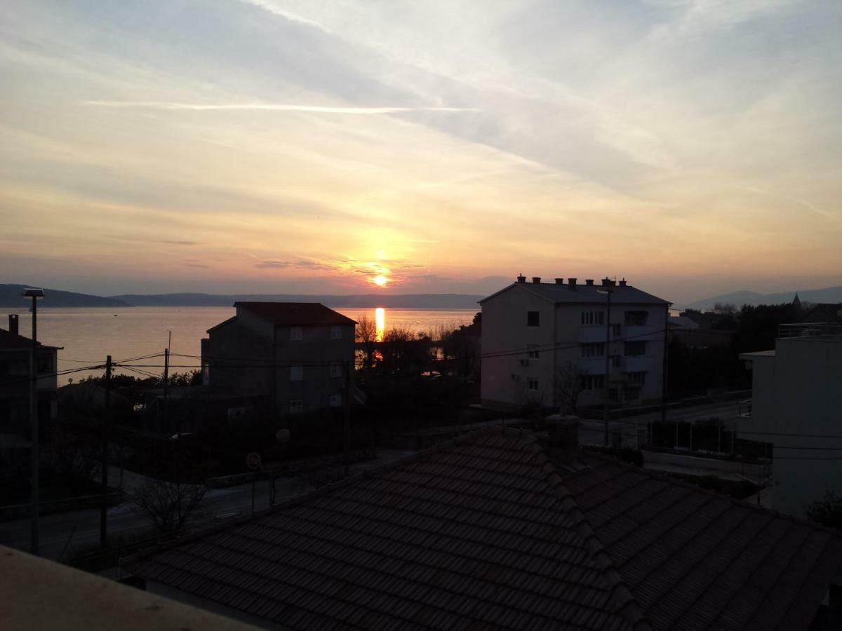 Apartments Seven Castles Kastela Bagian luar foto